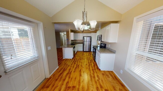 Building Photo - Tigard, Morning Hill - Summer Lake Neighborhood / Recently Updated, Pet Friendly
