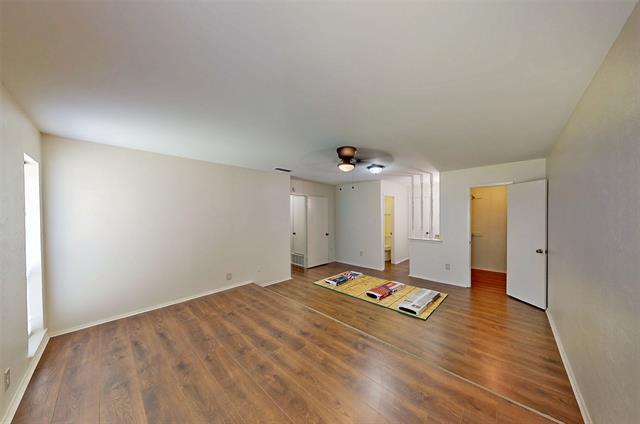 Building Photo - 5231 Barcelona Dr