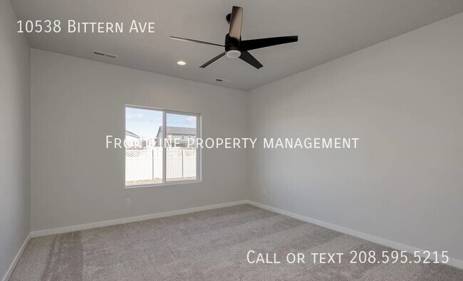 Building Photo - 10538 W Bittern St