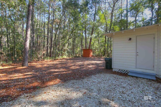 Building Photo - 15750 Scenic Hwy 98