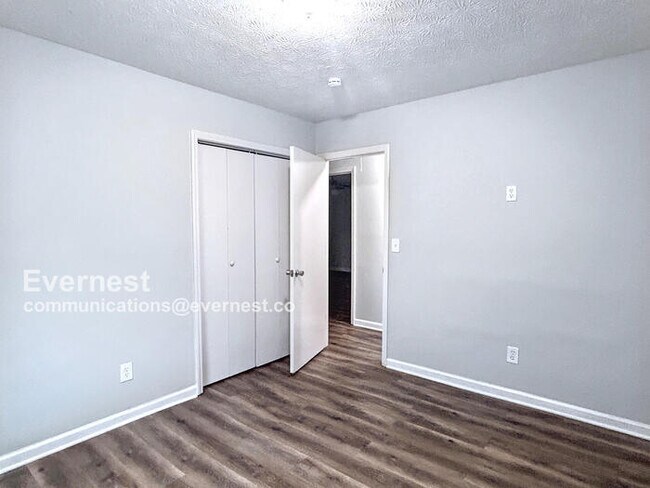 Building Photo - 5291 Kemper Pl