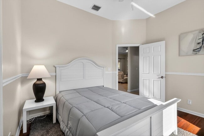 Building Photo - 1500 Firethorn Dr