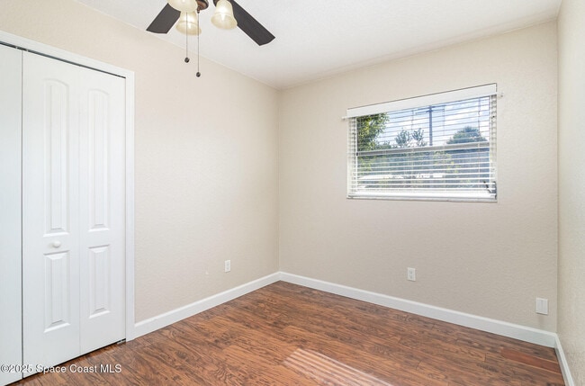 Building Photo - 870 N Carpenter Rd