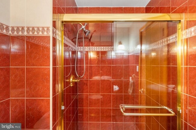 Building Photo - 509 Long Ln