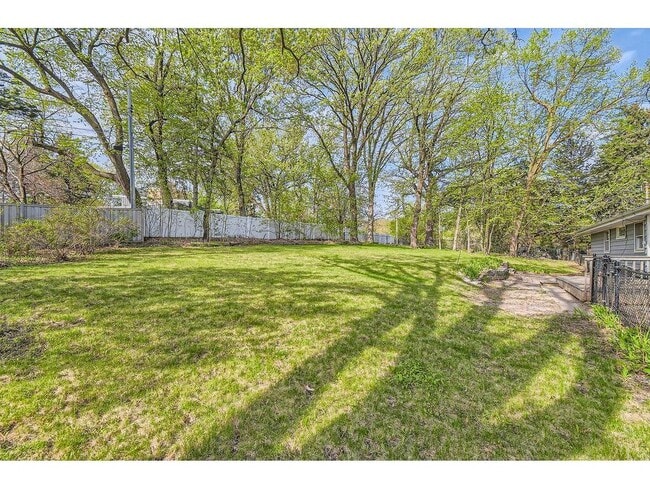 Building Photo - 1316 Holdridge Terrace