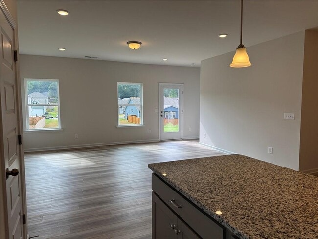 Building Photo - 24 Busby Dr