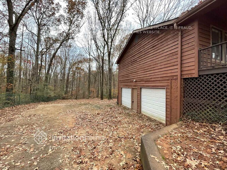 Building Photo - 5905 Sumter Dr