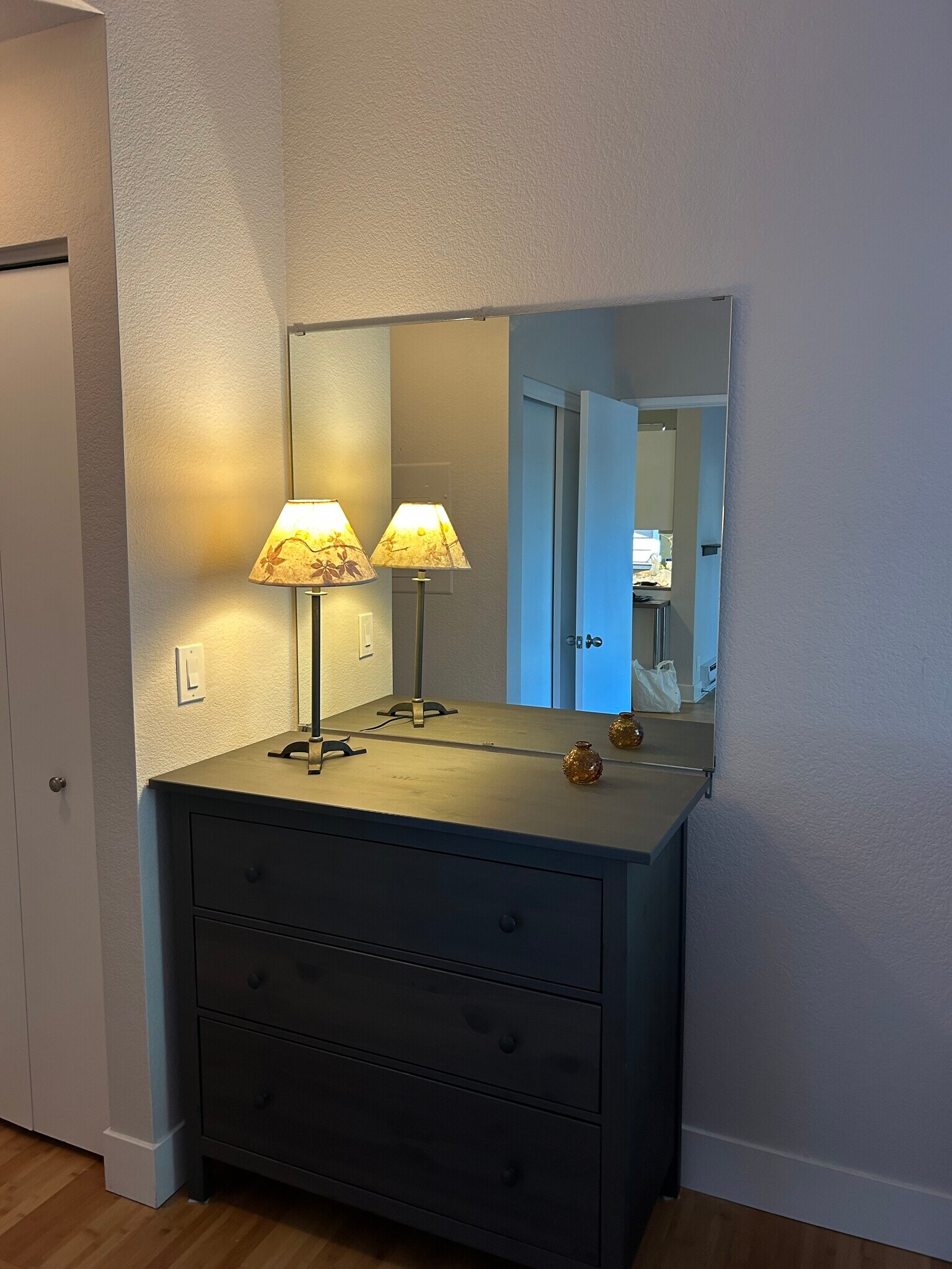 Building Photo - 57 Lakeshore Ct