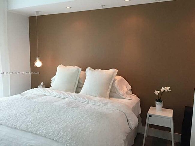 Building Photo - 244 Biscayne Blvd