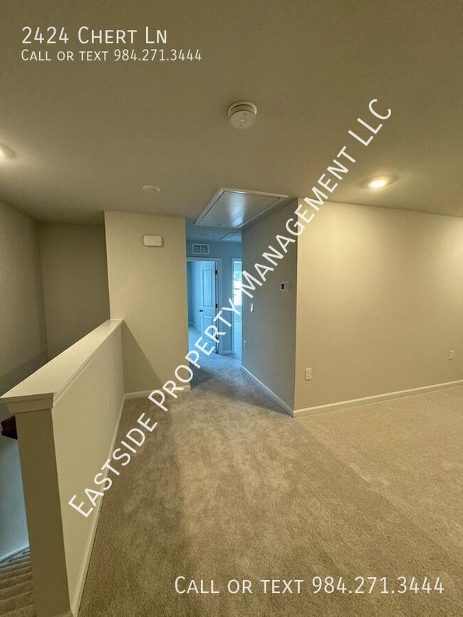 Building Photo - 2424 Chert Ln