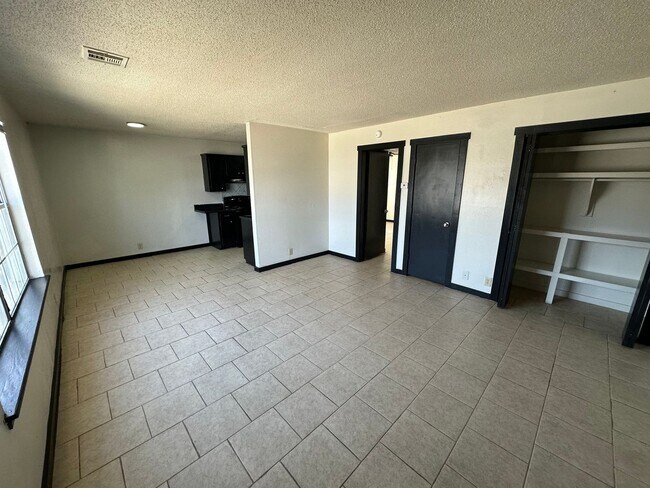 Building Photo - Bartlesville Cara Manor