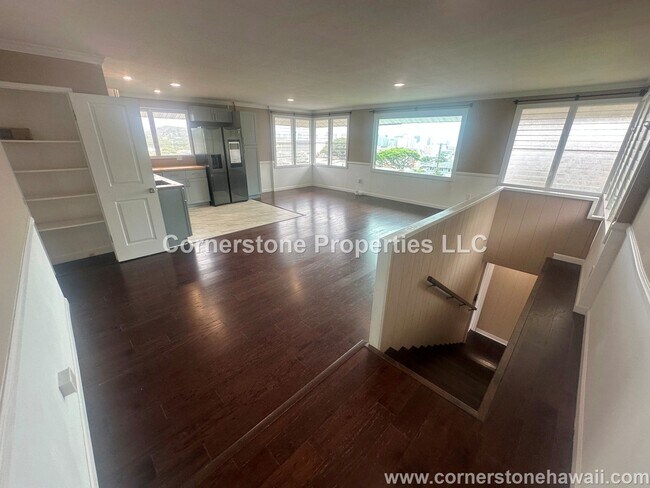 Building Photo - 805 Alewa Dr