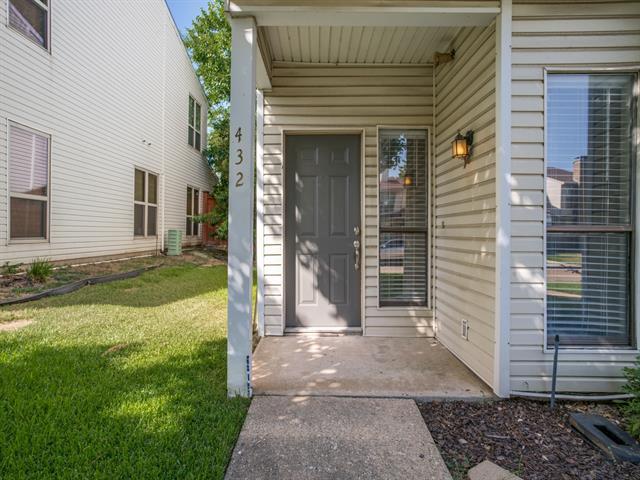 Building Photo - 432 Josephine St