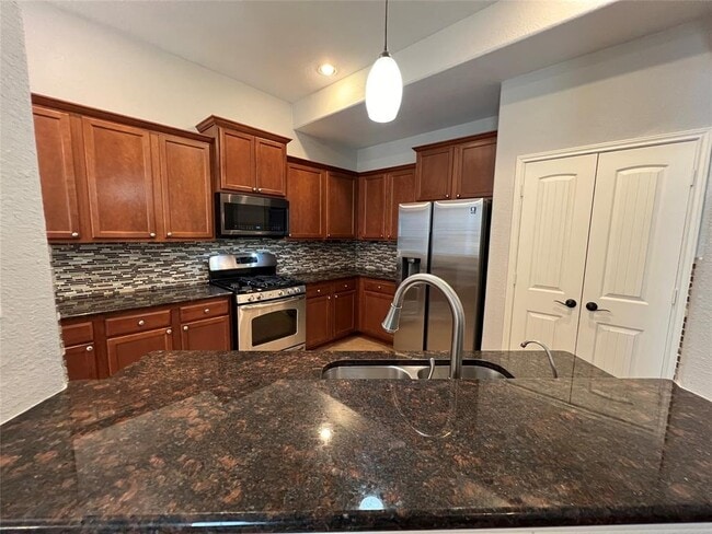 Building Photo - 146 Black Swan Pl