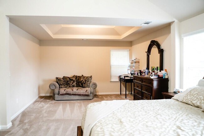 Building Photo - 3830 Kittery Point SW