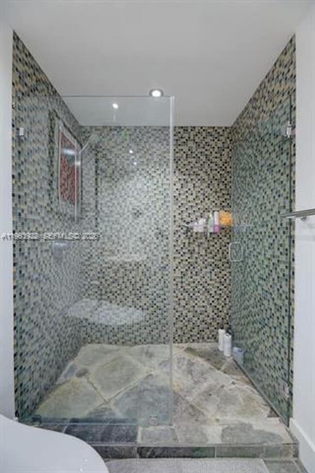 Building Photo - 4100 Salzedo St