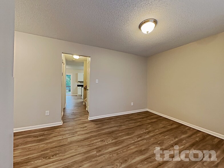 Building Photo - 2921 Barbee Ct