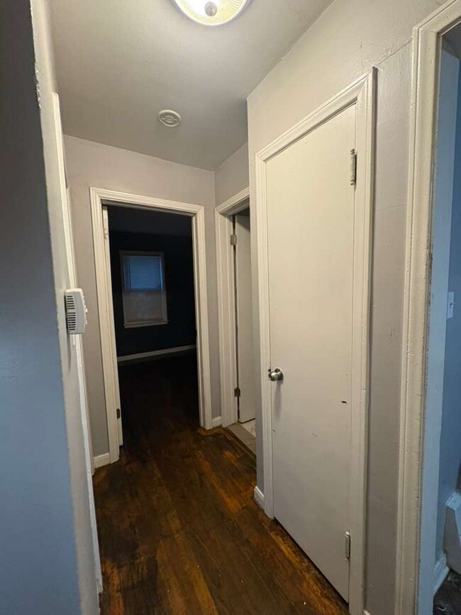 Building Photo - 8435 Braile St