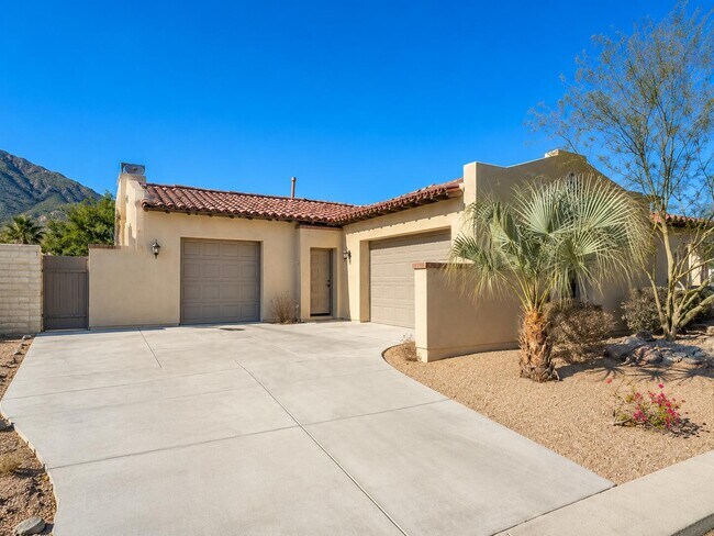 Building Photo - 3035 Arroyo Seco