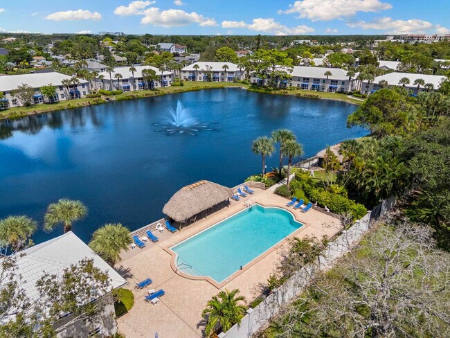 Building Photo - 893 Gulf Pavillion Dr