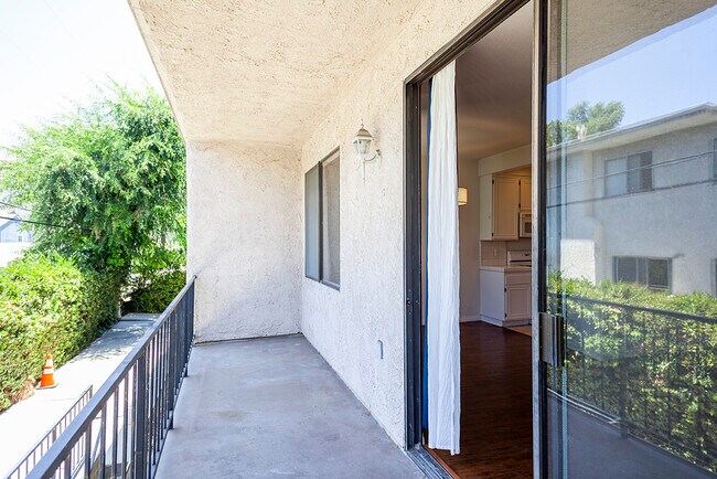 Building Photo - 14539 Benefit St