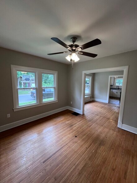 Living Room - 2415 Lindbergh Dr