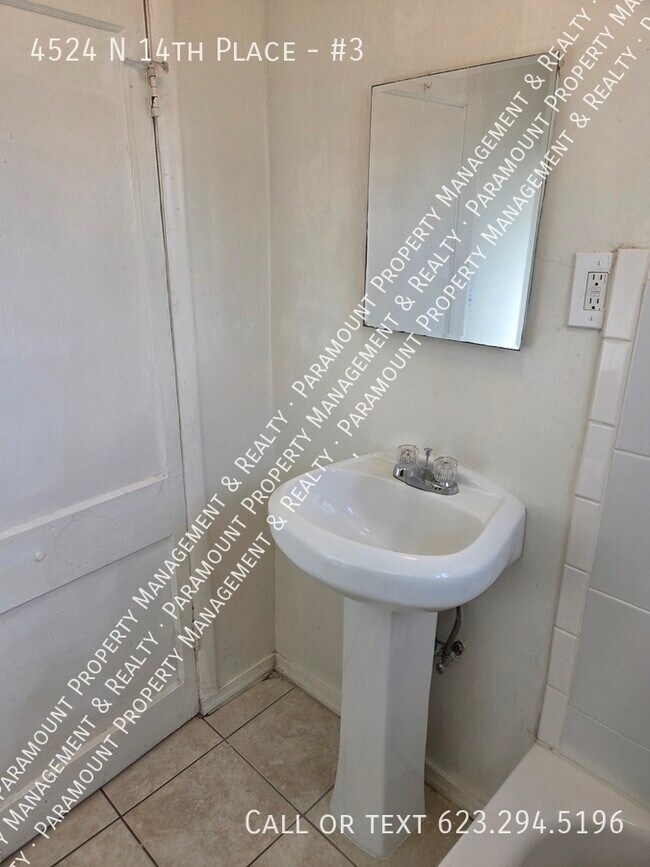 Building Photo - 4524 N 14th Pl