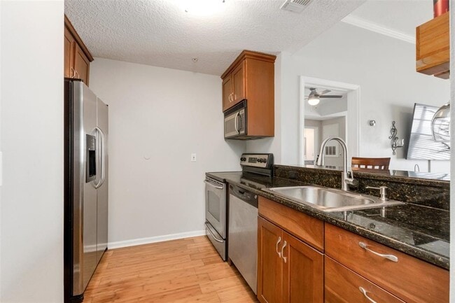 Building Photo - 800 S Dakota Ave