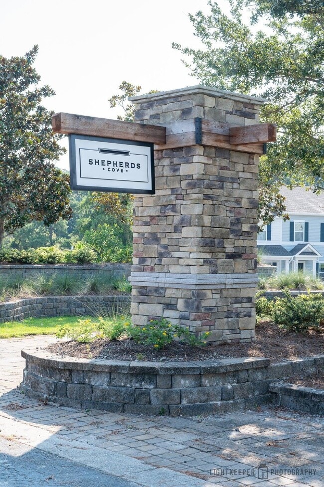 Building Photo - 305 Cherwell ct