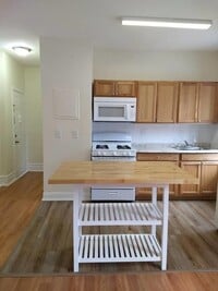 Building Photo - 429 Fairmount Ave