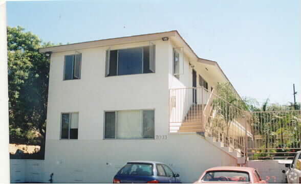 Building Photo - Las Palmas