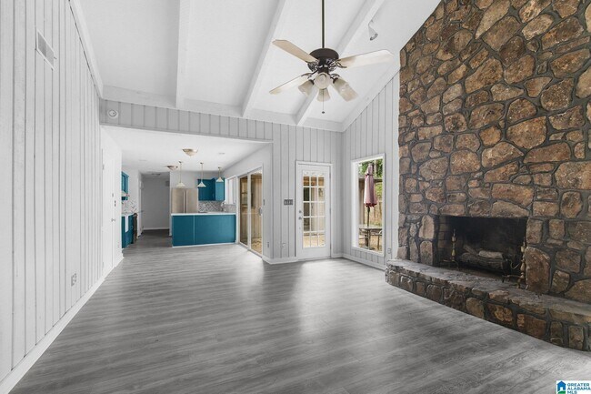 Building Photo - 3222 Tyrol Ln