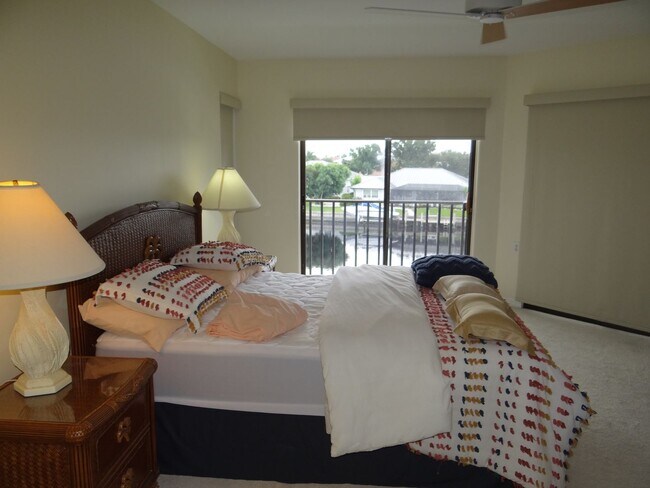 Building Photo - Banyon Pointe Condominium For Seasonal Rent reserve now for the 2027 season!