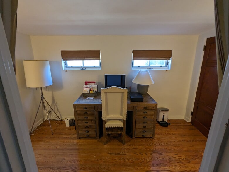 Office w/closet - 2090 E Mountain St