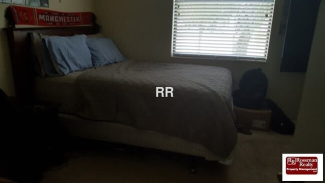 Building Photo - 11294 Red Bluff Ln