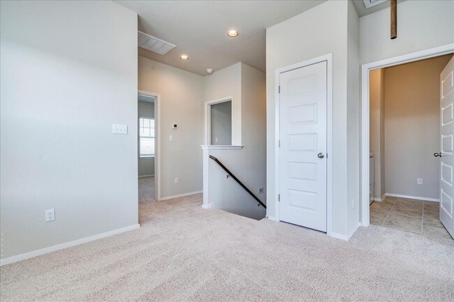 Building Photo - 116 White Dunes Dr