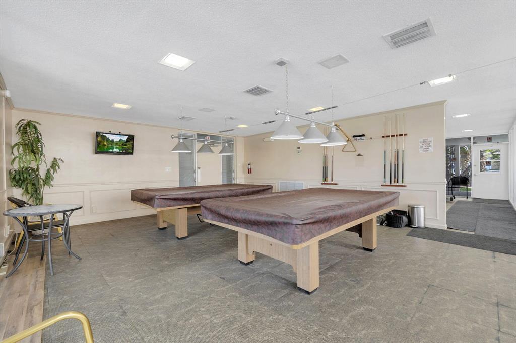 Building Photo - 2970 NE 16th Ave