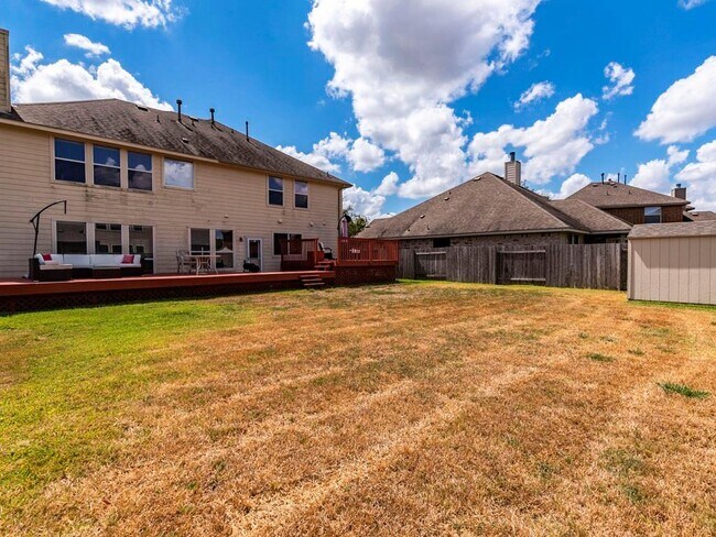 Building Photo - 13717 Field Spar Dr