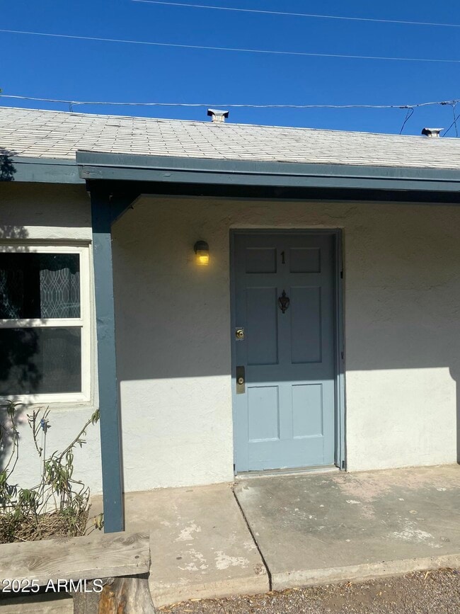 Building Photo - 3810 N 9th Pl