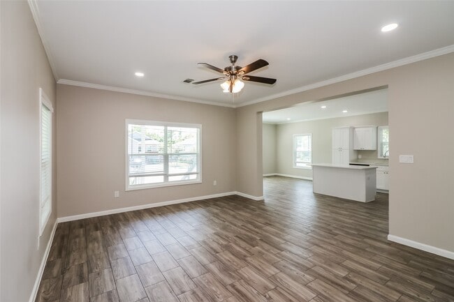 Building Photo - 774 Dillard St