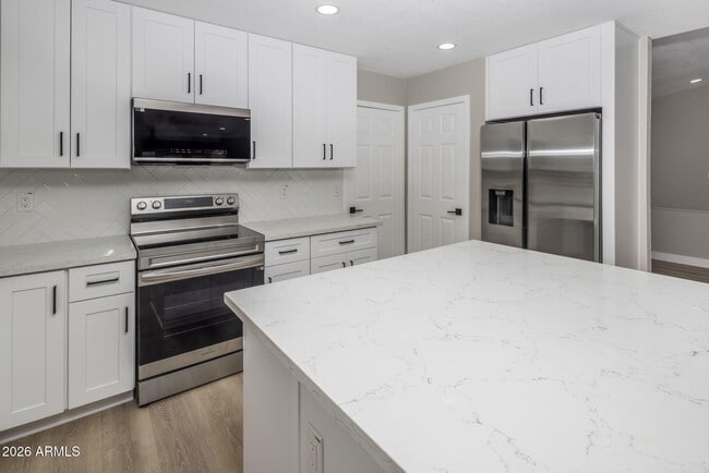 Building Photo - 7311 S McAllister Ave