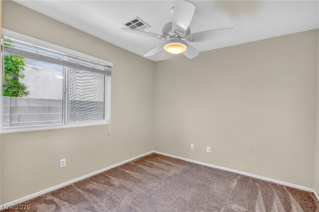 Building Photo - 630 Beresford Ave