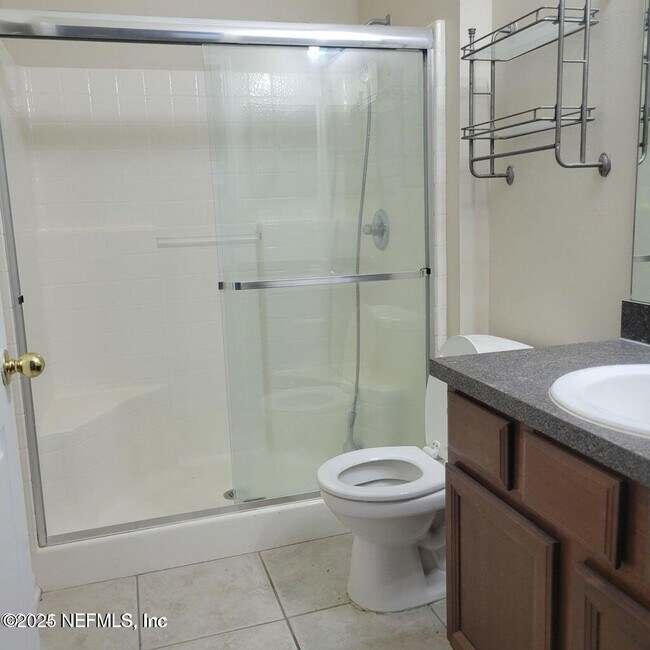 Building Photo - 7053 Snowy Canyon Dr