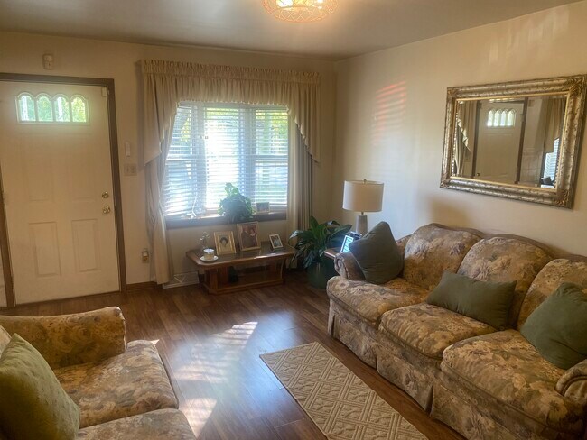 Building Photo - 23 W 143rd St