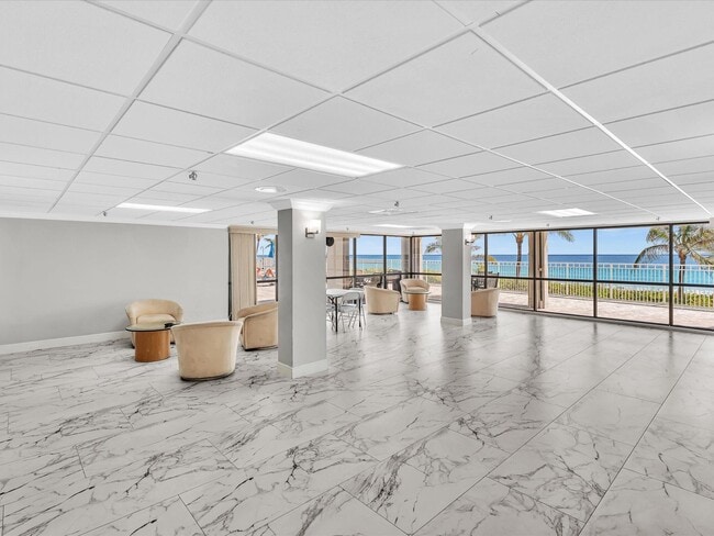 Building Photo - 3301 S Ocean Blvd