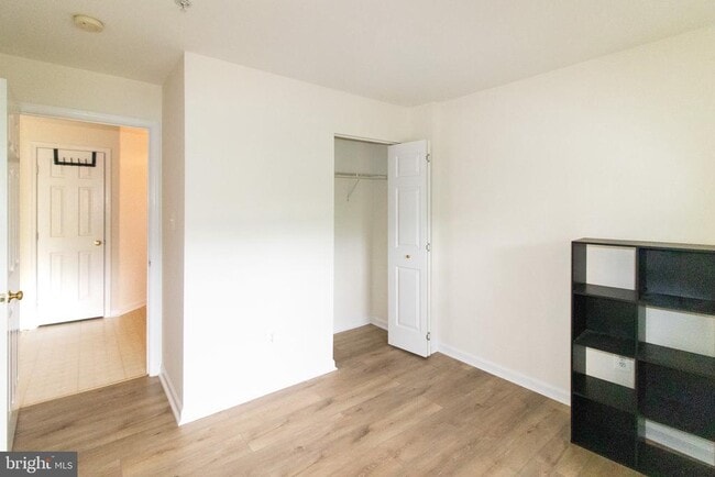 Building Photo - 7505 Calderon Ct