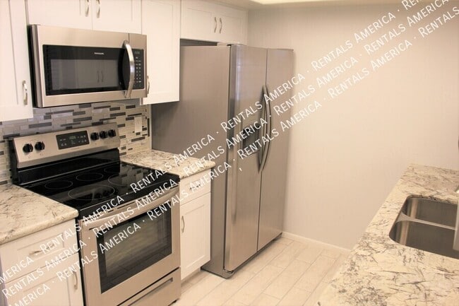 Building Photo - 3131 W Cochise Dr