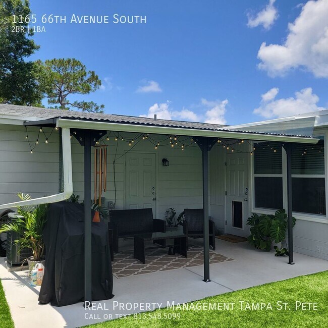 Building Photo - OUTSTANDING ST PETERSBURG POOL HOME AVAILA...