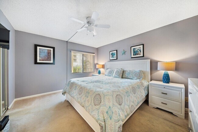 Building Photo - 1605 S US Hwy 1