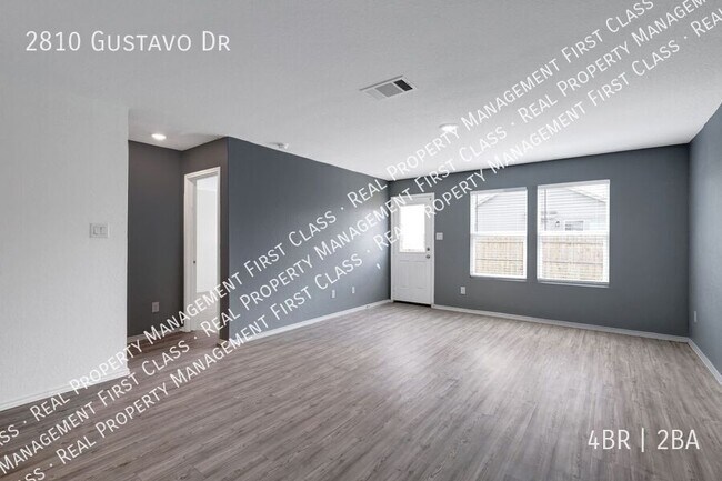 Building Photo - 2810 Gustavo Dr